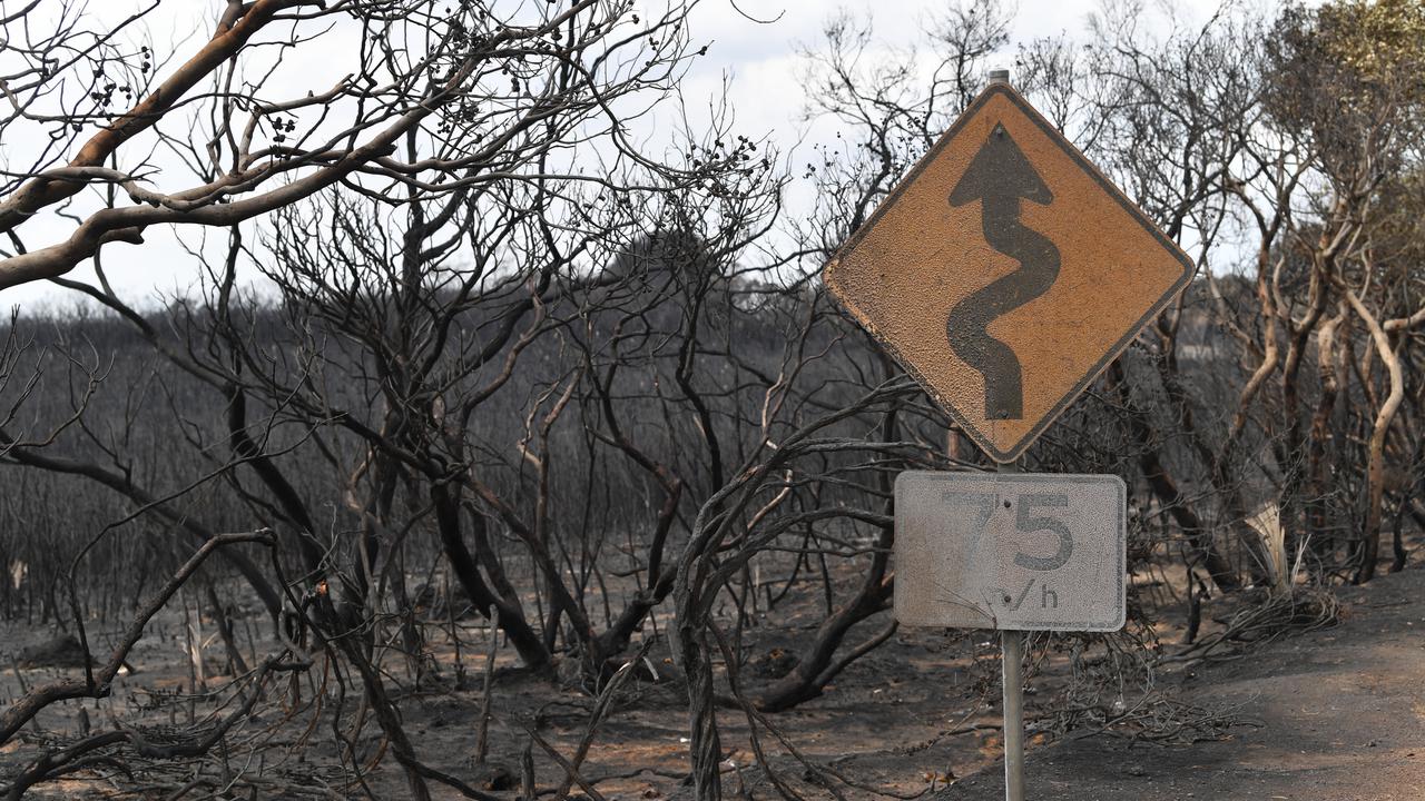 A global report cites Australia's 2020 bushfires as an example of a climate change security risk.