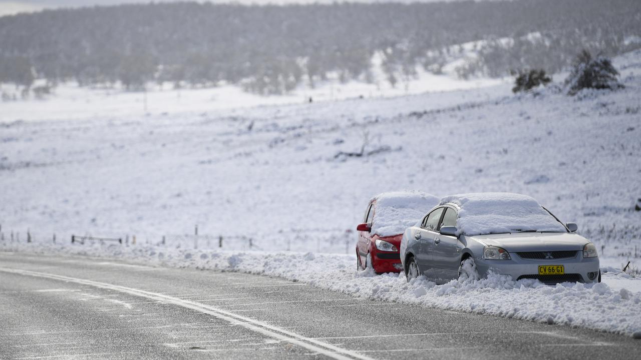 A cold air mass has blown in from Antarctica, sending temperatures plummeting in New South Wales.