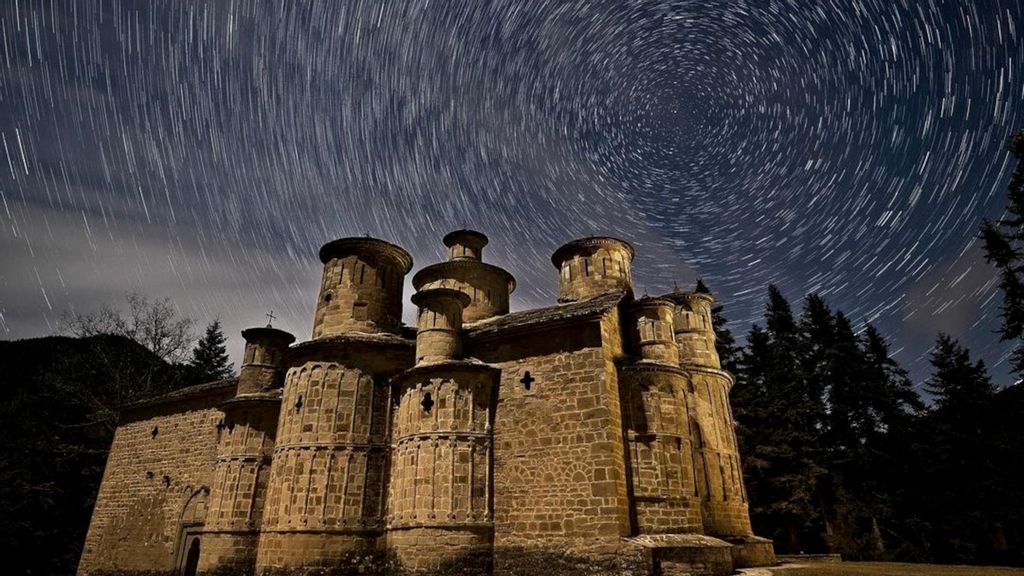 The Holy Monastery of the Holy Cross in Pindos, Greece. (@xristos7pav/Zenger News)