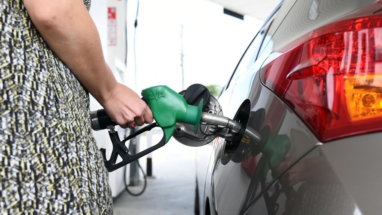 Australia should phase out the sale of new petrol and diesel cars by 2035: Grattan Institute.