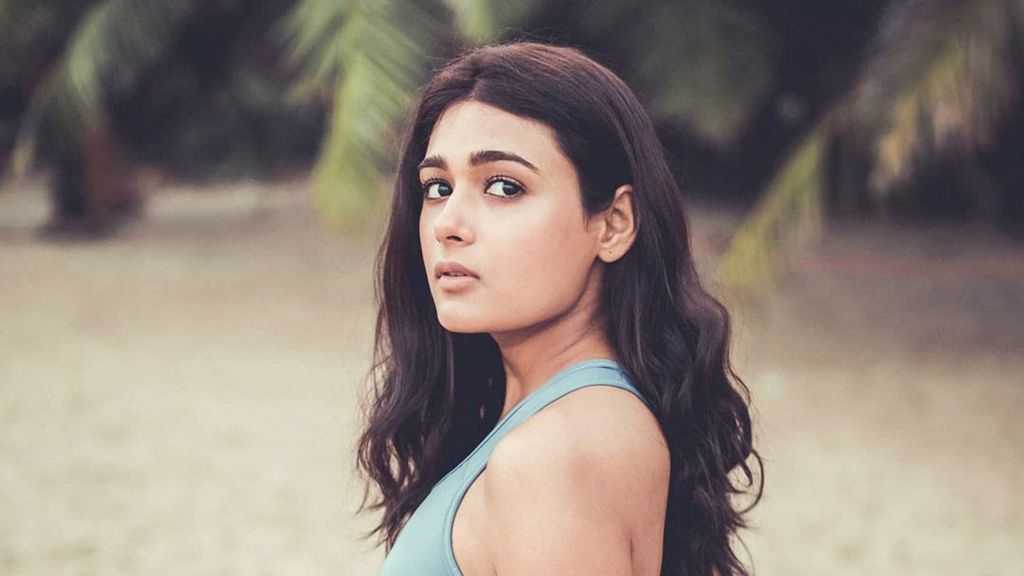 Shalini Pandey recently opened about her Telugu hit 'Arjun Reddy' and credited the film and her director Sandeep Reddy Vanga for making her a performer to watch out for. (Shalini, @shalzp/Instagram)