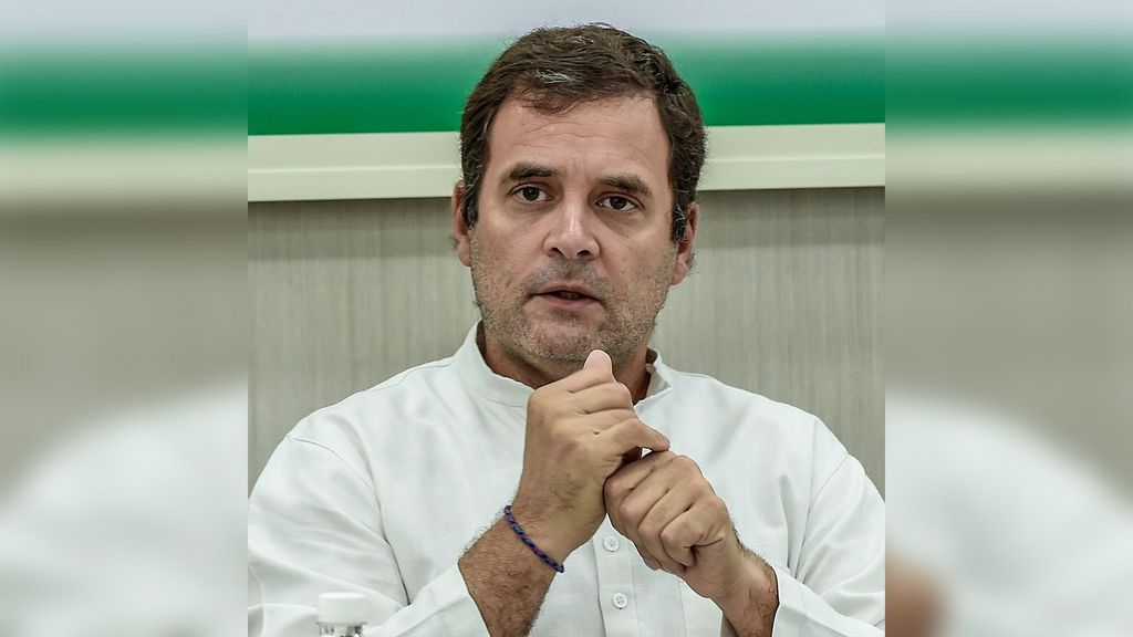 Rahul Gandhi on Aug 3 assured his support to the family of the minor girl who was allegedly raped, murdered, and cremated without her parents' consent in Delhi's Old Nangal crematorium. (Atul Loke/Getty Images)