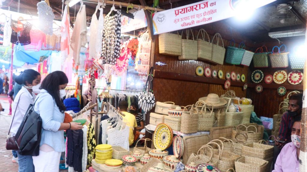 The maiden handicrafts park of UP will feature workshops, factories, and outlets making, showcasing and selling the wide-ranging handicrafts of the state to the domestic and global visitors, aiming at conserving the traditional crafts, providing employment to thousands of artisans of the state, and boosting the handicrafts sector's contribution to the state's economy. (ODOP (One District One Product), @UP_ODOP/Twitter)